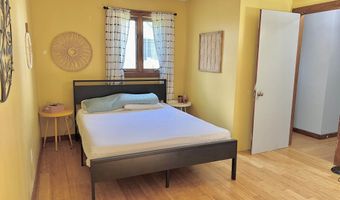 111 Central St, Brattleboro, VT 05301