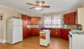 514 3rd St, Aliceville, AL 35442