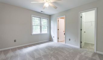 1041 Mica Lamp Ct, Apex, NC 27502