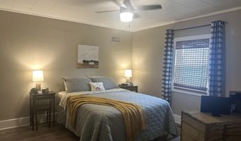 629 R St, Bedford, IN 47421