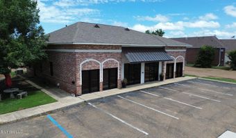 105 Spann Dr A, Brandon, MS 39047