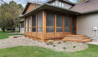 805 27th St SW, Austin, MN 55912