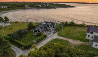 4 Hull Cove St, Jamestown, RI 02835