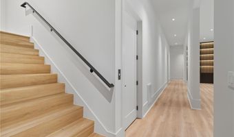 241 Traditions Dr, Alpharetta, GA 30004