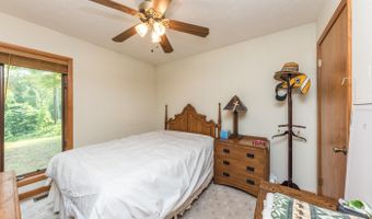 3490 Coffee Landing Rd, Adamsville, TN 38310