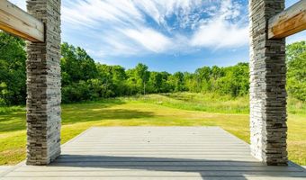 6172 Hellner Rd, Ann Arbor, MI 48105