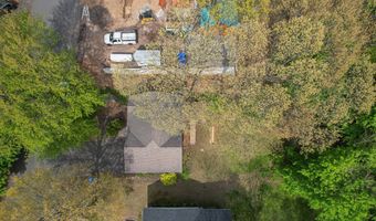 34 Fairlawn St, Bristol, CT 06010
