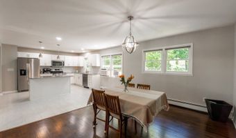 102 Andover Sparta Rd, Andover, NJ 07860