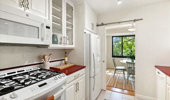 5410 CONNECTICUT Ave NW 302, Washington, DC 20015