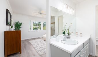 137 Valley Lakes Dr, Santa Rosa, CA 95409