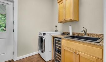6515 N 4402 Rd, Adair, OK 74330