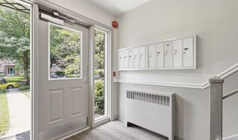 10619 KENILWORTH Ave 202, Bethesda, MD 20814