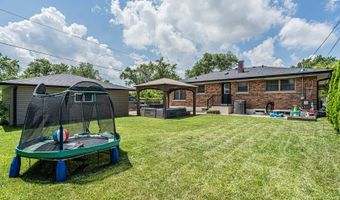 957 N HOWARD Ave, Addison, IL 60101
