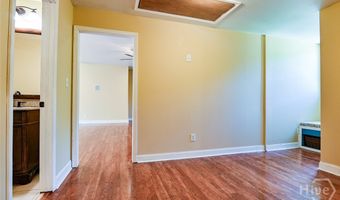 283 Creekside Dr, Arnoldsville, GA 30619