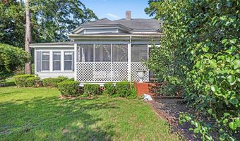414 S Hutchinson Ave, Adel, GA 31620