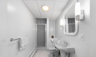 55 Wilbur Rd, Lincoln, RI 02865