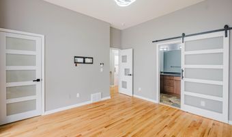 3 Bryn Mawr Ct, Albany, NY 12211