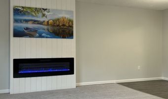 111 Sutton Pl 111, Bloomfield, CT 06002