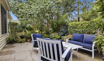 35 Hampton Cir, Bluffton, SC 29909