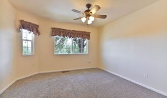 735 Live Oak Dr, Angels Camp, CA 95222