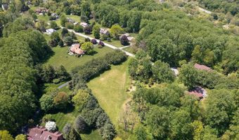 5-1 2 LARCHMONT Ct, Hockessin, DE 19707