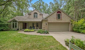 1955 Augusta Valley Ln SE, Ada, MI 49301