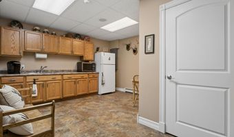 1165 Trowbridge Dr, Alpena, MI 49707