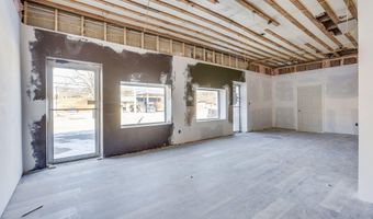 560 W Main St, Abingdon, VA 24210