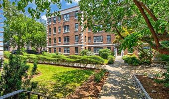 66 Queensberry St 319, Boston, MA 02215