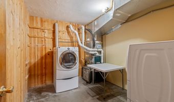 733 NW Saginaw Ave, Bend, OR 97703