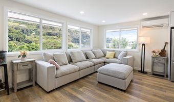 3058 Uaawa Pl, Honolulu, HI 96819