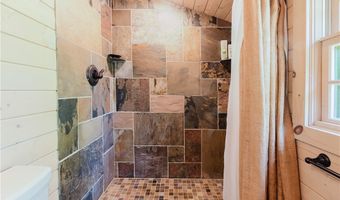 3 Manhattan, Alexandria Bay, NY 13607