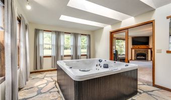 1851 Industry Rd, Atwater, OH 44201