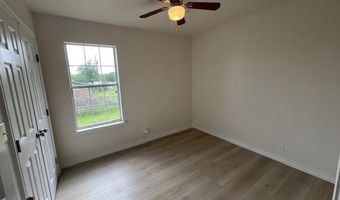 610 N Pecan St, Hico, TX 76457