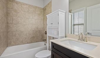 1097 Township Sq, Alpharetta, GA 30022