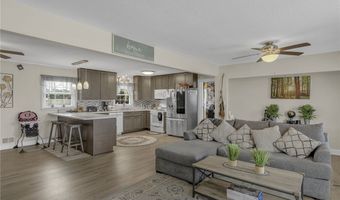 208 Kenneth Dr, Boiling Springs, SC 29316
