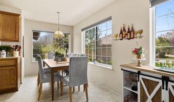 2074 NE Chanel Ct, Bend, OR 97701