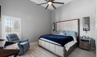 10327 W IRONWOOD Dr, Casa Grande, AZ 85194