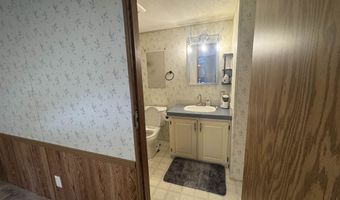 82 Sunset Cir, Campton, NH 03223
