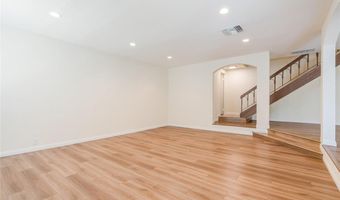 5401 Zelzah Ave 124, Encino, CA 91316