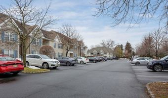 1015 Wedgewood Cir 1015, Belford, NJ 07718