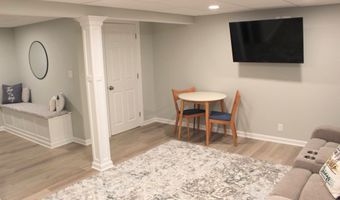 253 Sperry Rd, Bristol, CT 06010