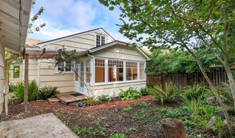 1925 IRVING Ave, Astoria, OR 97103
