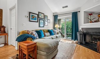 2330 14TH St N 407, Arlington, VA 22201