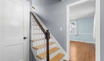 59 Merritt Rd, East Providence, RI 02915