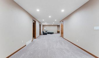 4732 N PROVIDENCE Ave 301, Appleton, WI 54913