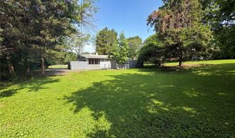 238 W Skyline Dr, Ballwin, MO 63011