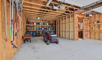 3517 Lake Allegan Dr, Allegan, MI 49010