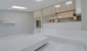 341 Corrie Rd, Ann Arbor, MI 48105