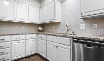 428 S Shawnee Ave, Bartlesville, OK 74003